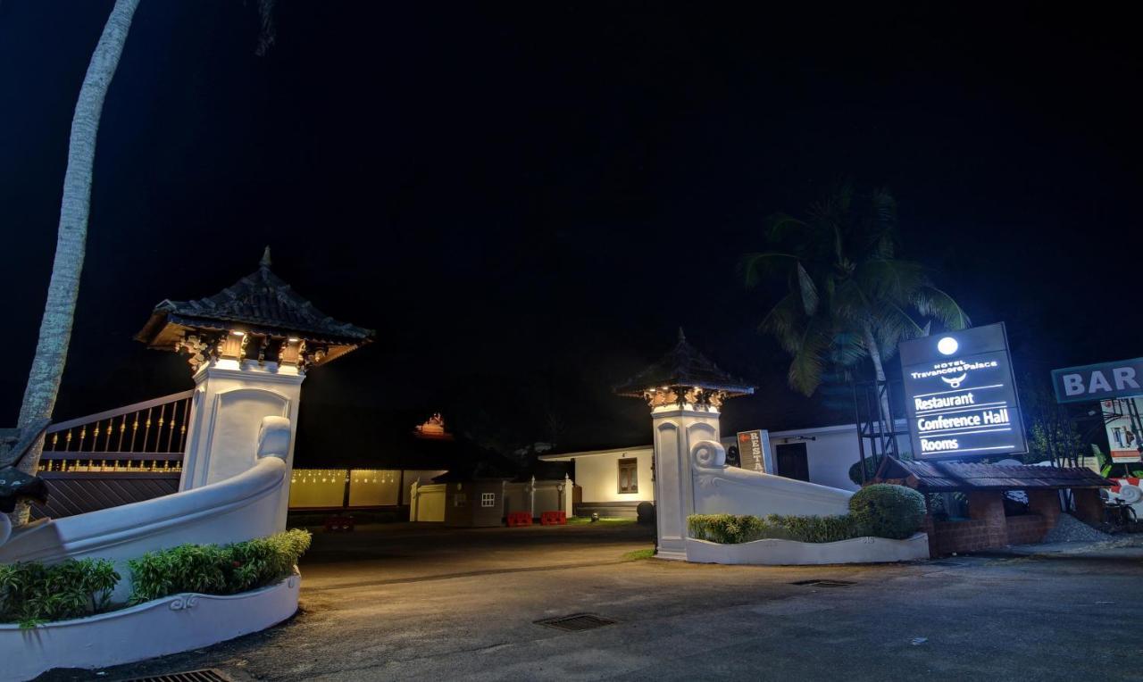 Treebo Premium Travancore Palace Cherthala Alappuzha Luaran gambar
