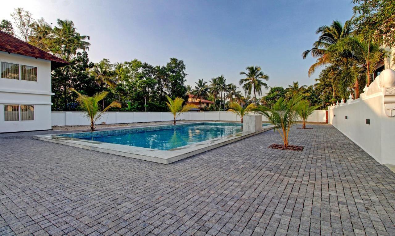 Treebo Premium Travancore Palace Cherthala Alappuzha Luaran gambar