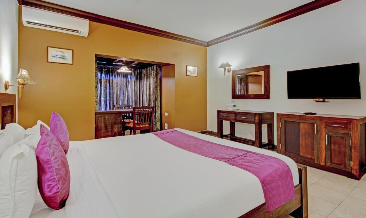 Treebo Premium Travancore Palace Cherthala Alappuzha Luaran gambar
