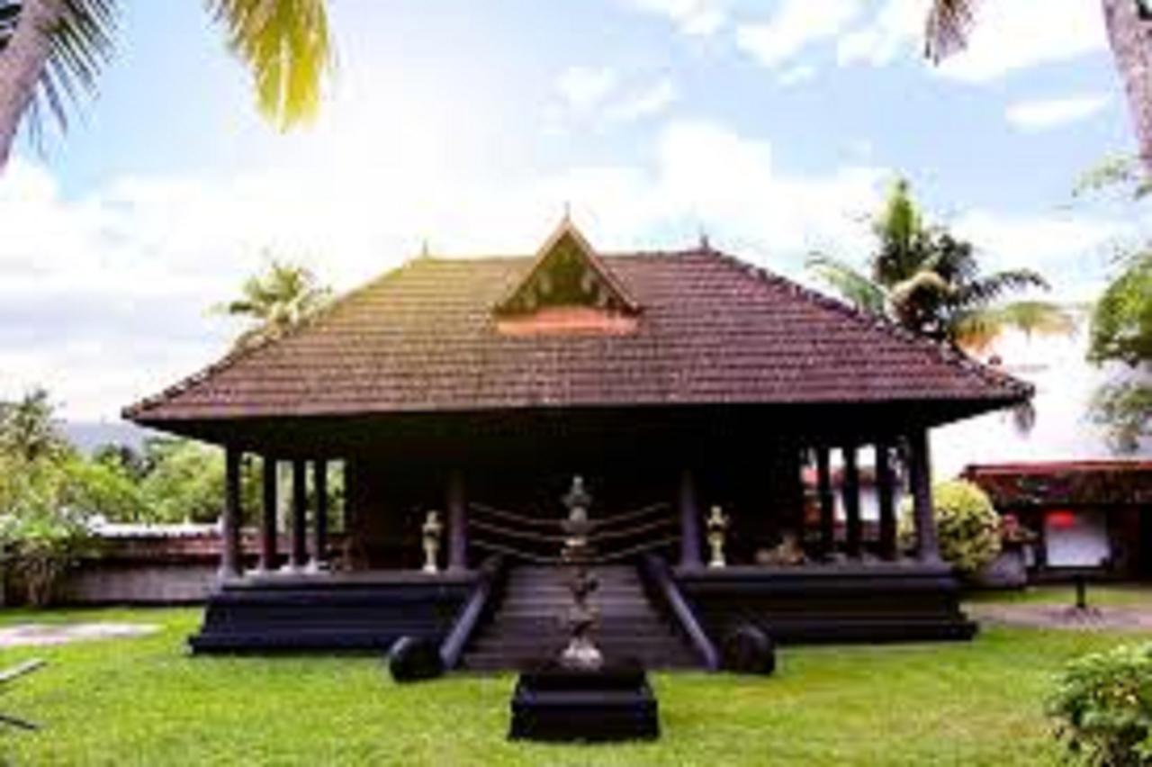 Treebo Premium Travancore Palace Cherthala Alappuzha Luaran gambar