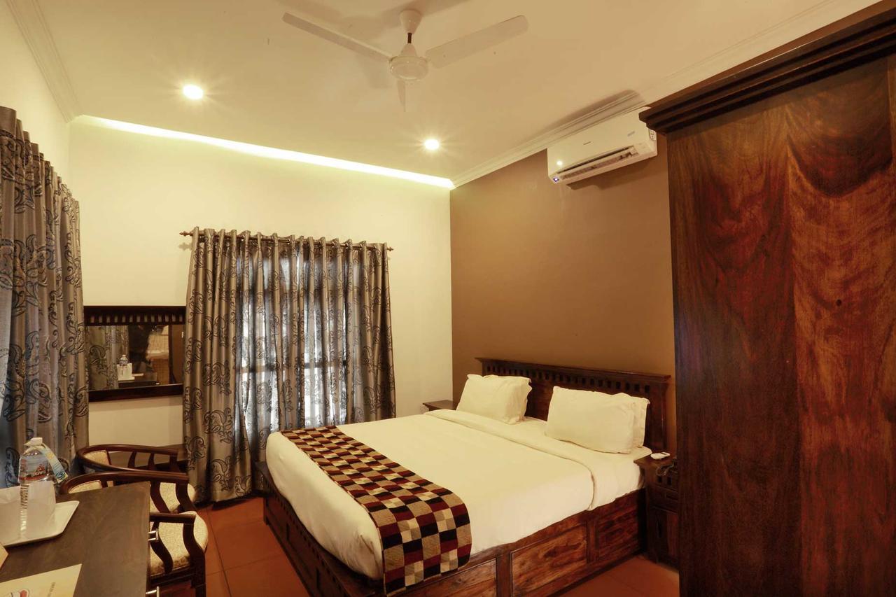 Treebo Premium Travancore Palace Cherthala Alappuzha Luaran gambar